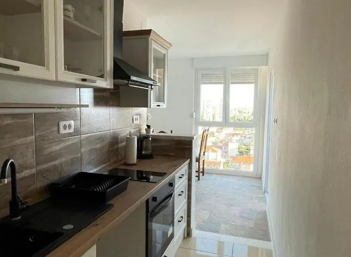 With Parking Space - 24898 Apartamento